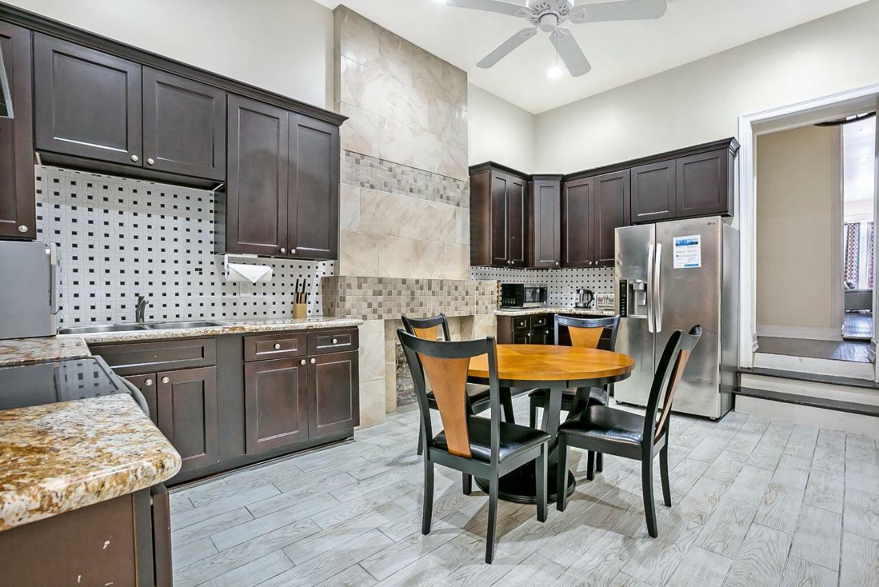 Stylish 4Br Condo In Downtown By Hosteeva Новий Орлеан Екстер'єр фото